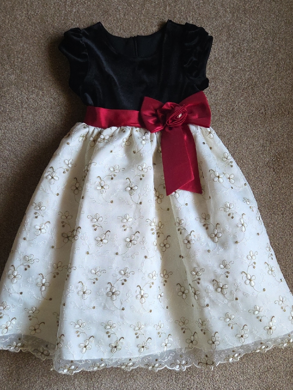 Jane Copeland Fancy Girls Dress Size 5 Black Top-Red Ribbon Waist White Bottom